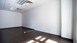 Burlington Square (D7), Office #586011381